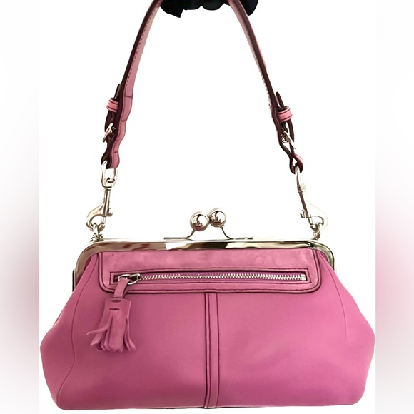 RARE Coach Collector's Item Vintage RARE (Host Pick) - Picture 6 of 14